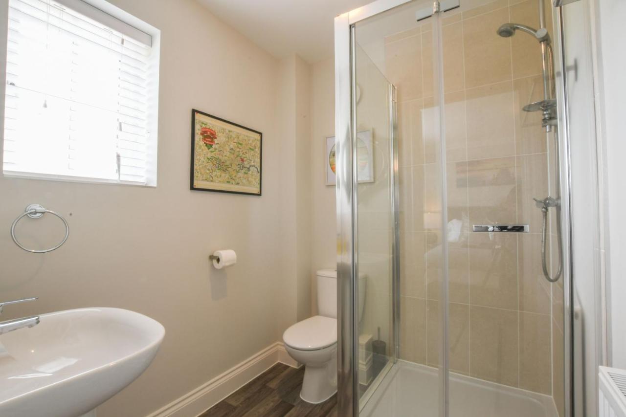 Number 51, Halesworth Villa Buitenkant foto