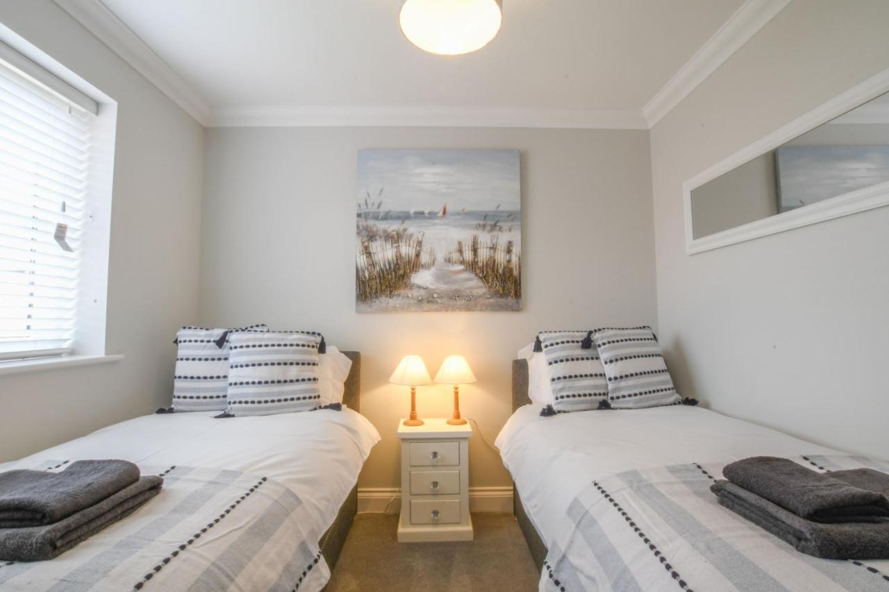 Number 51, Halesworth Villa Buitenkant foto